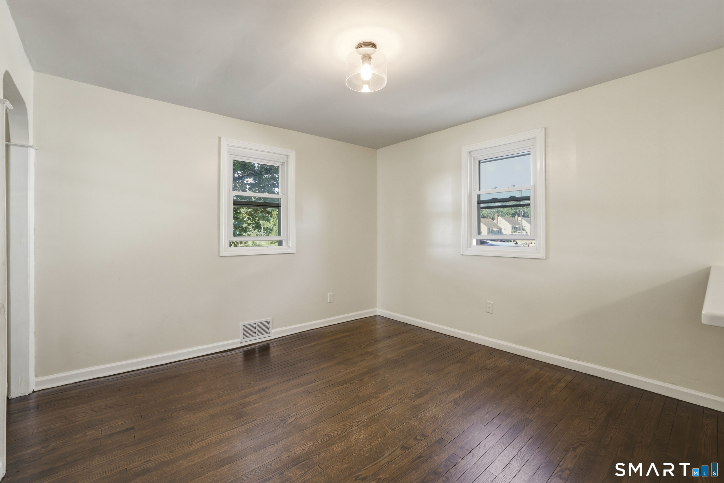 31 Alexander Road New Britain, CT 06053 - Photo 12 of 27