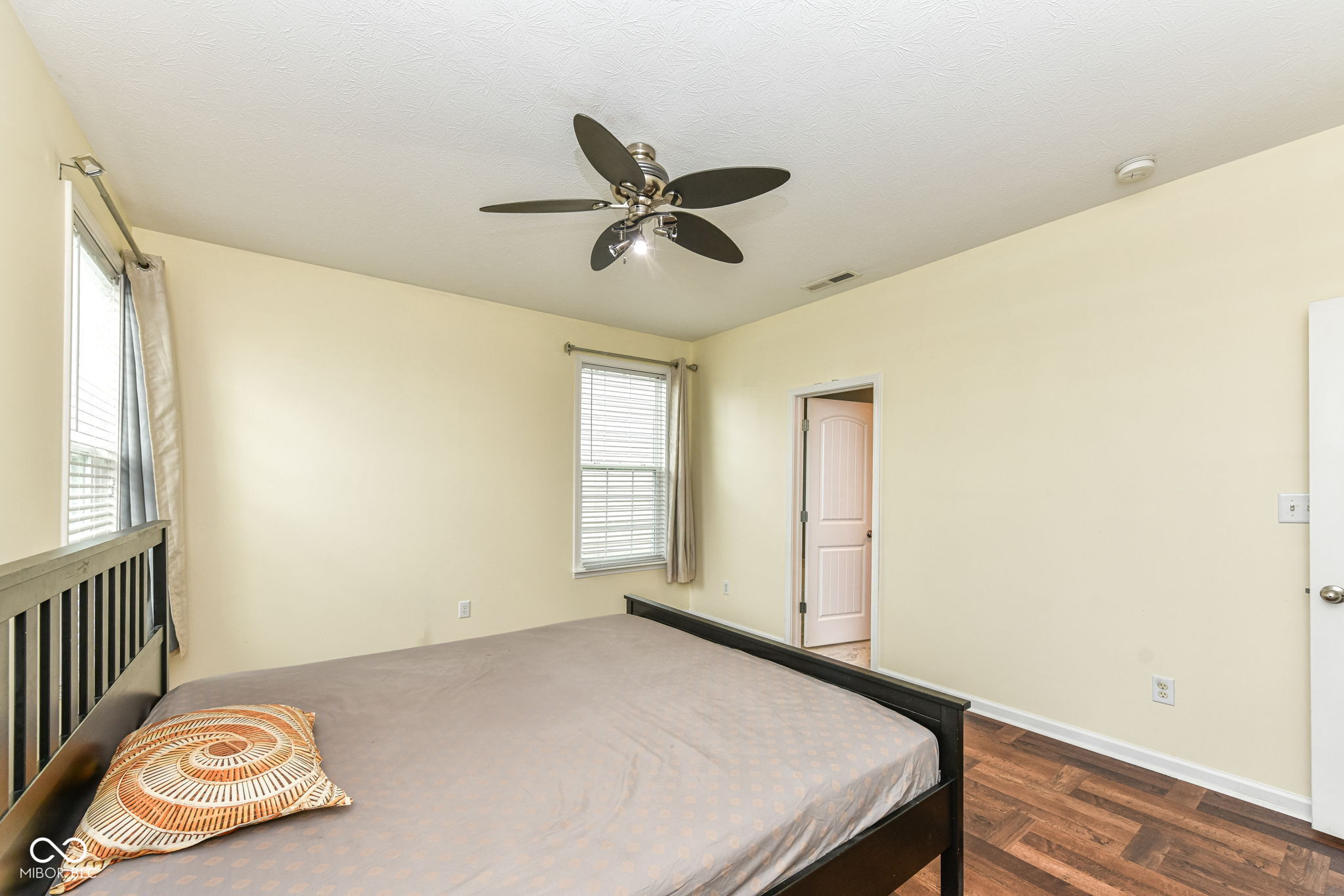 12374 Wolverton Way Fishers, IN 46037 - Photo 22 of 37