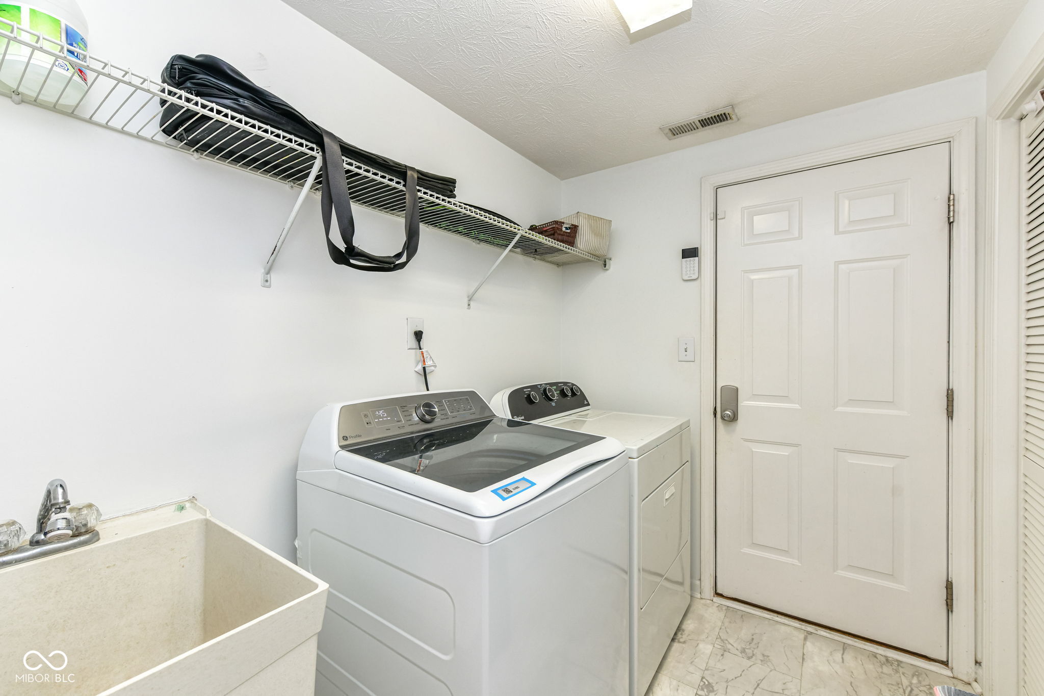 12374 Wolverton Way Fishers, IN 46037 - Photo 33 of 37