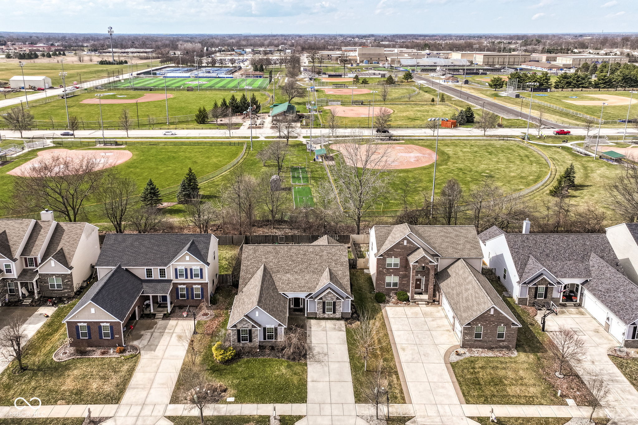 12374 Wolverton Way Fishers, IN 46037 - Photo 4 of 37