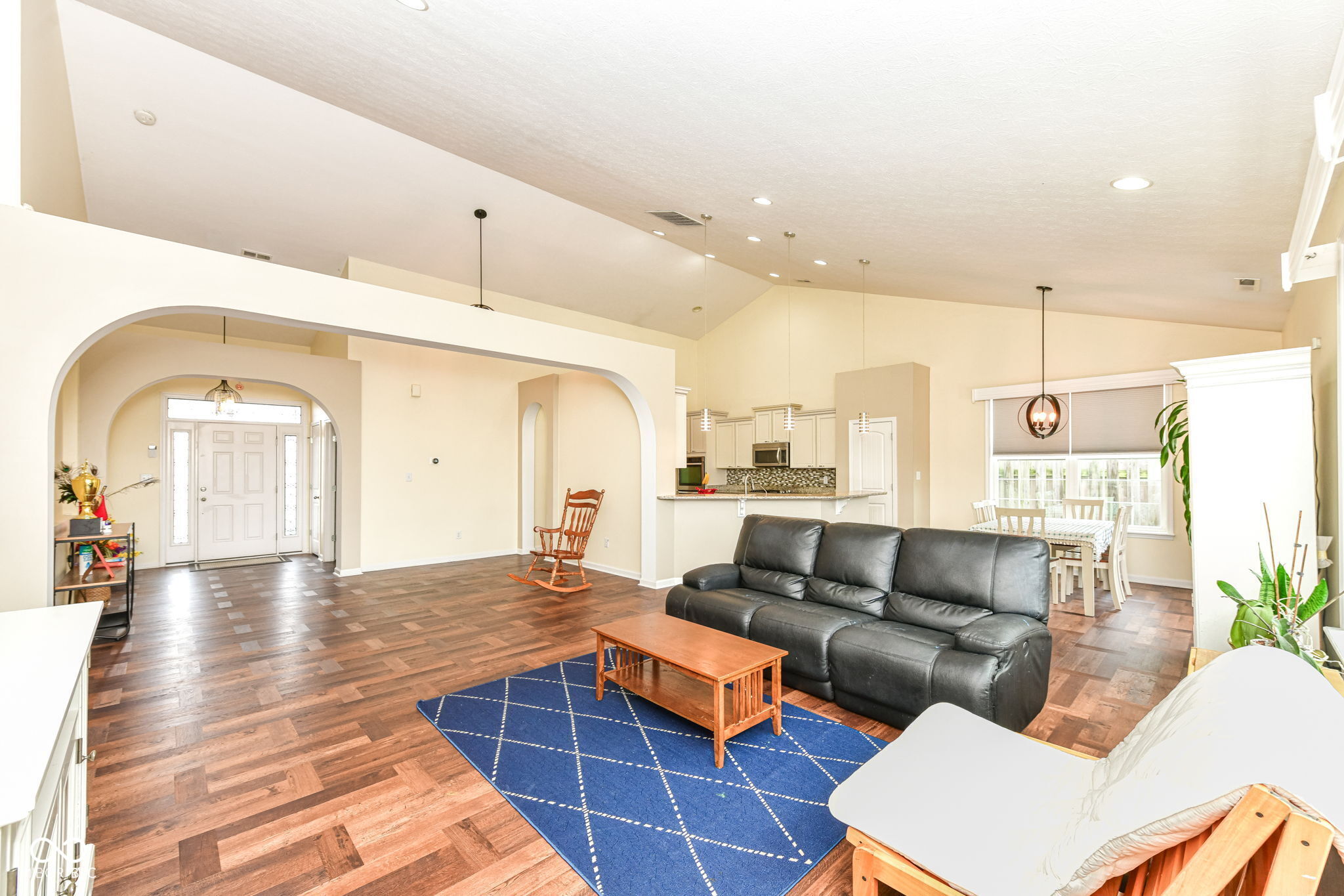 12374 Wolverton Way Fishers, IN 46037 - Photo 7 of 37