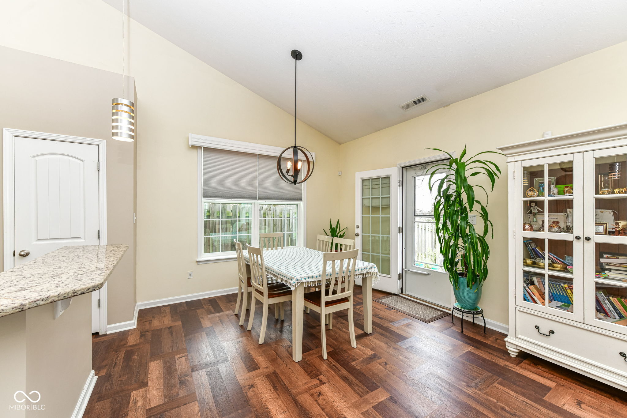 12374 Wolverton Way Fishers, IN 46037 - Photo 10 of 37