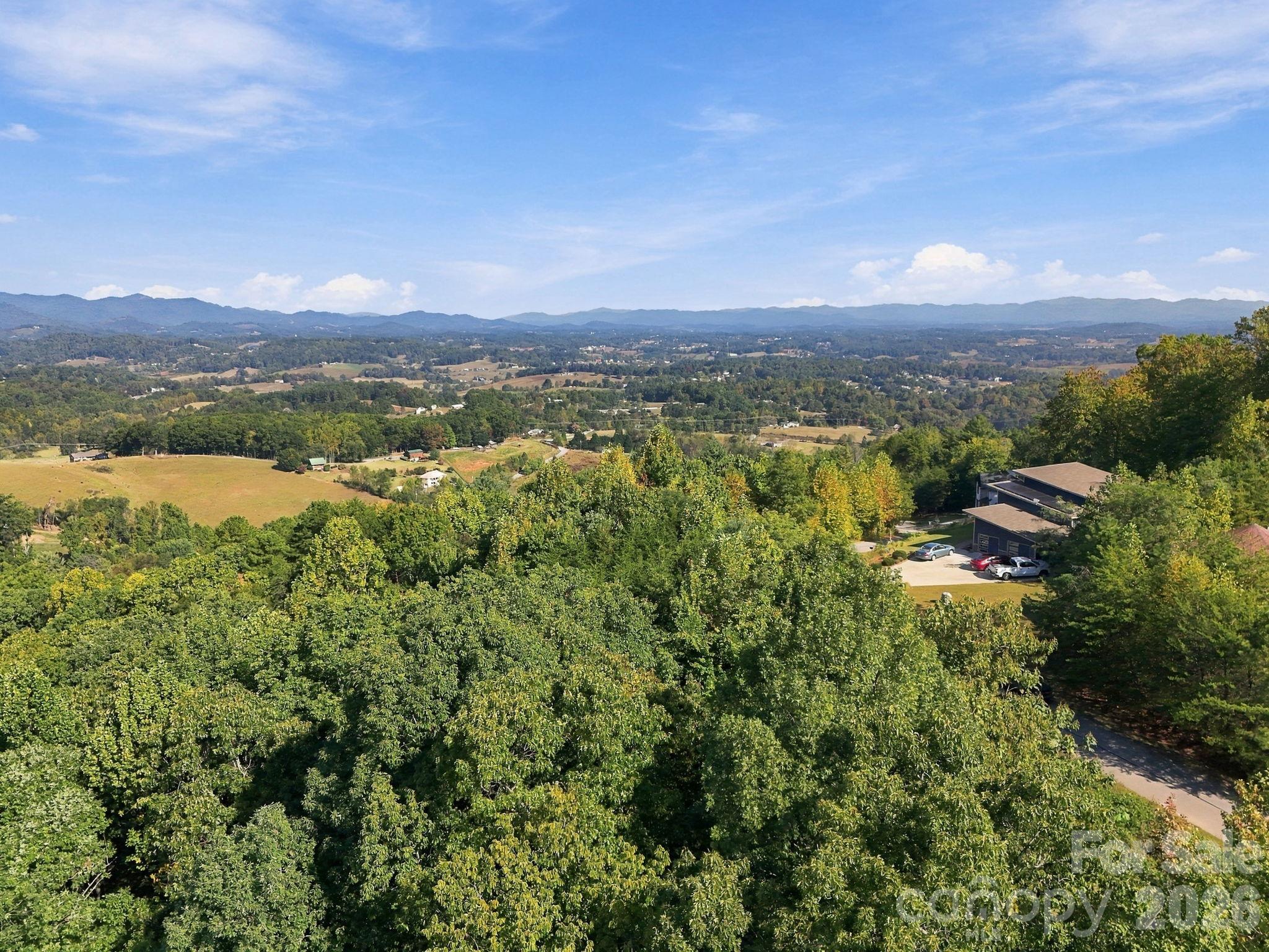 74 Balsamwood Road Leicester, NC 28748 - Photo 9 of 10 Gallery Image 9