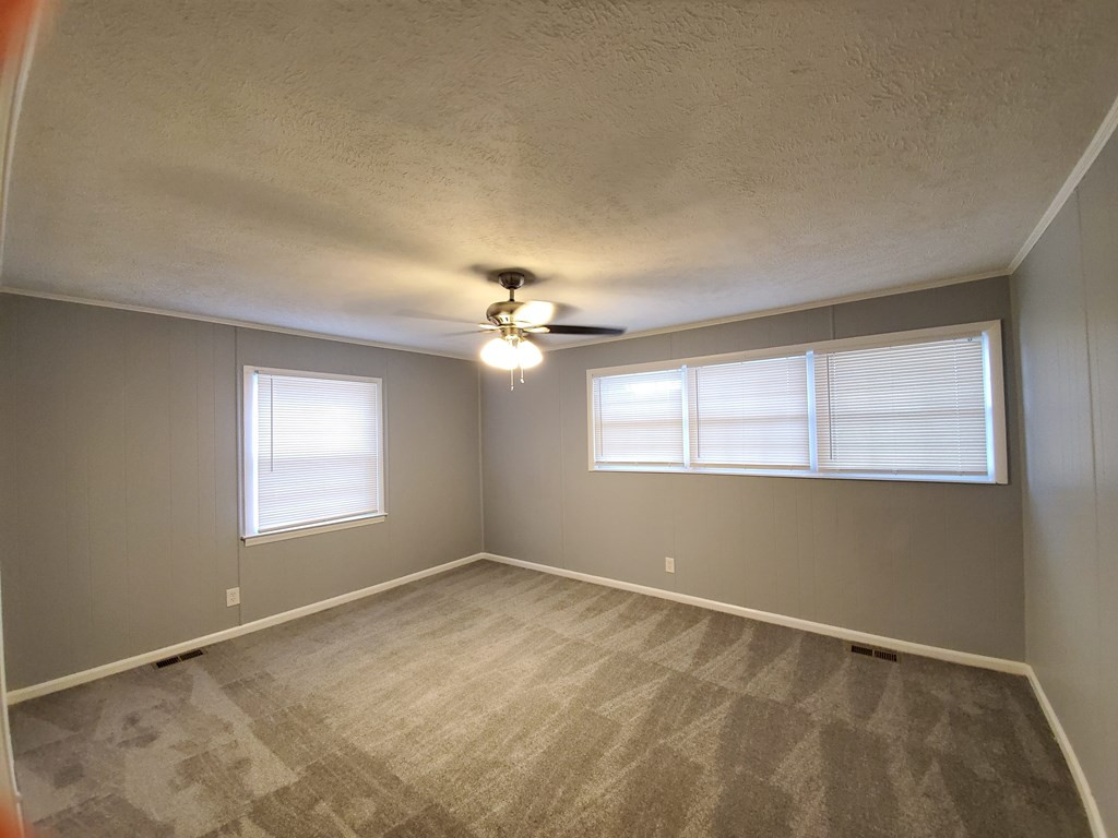 139 Pipeline Road Aiken, SC 29801 - Photo 14 of 17