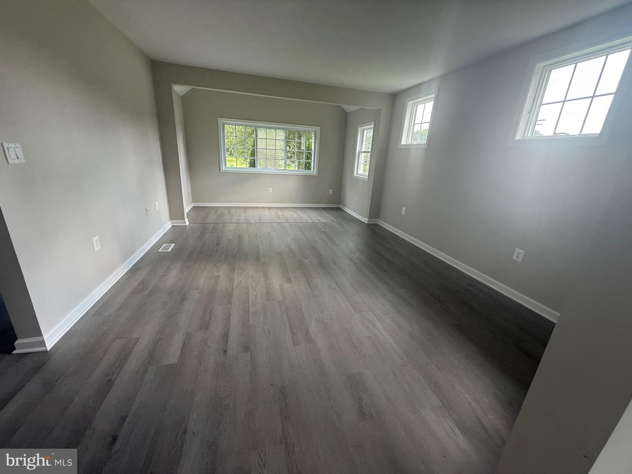 10516 Bird River Road Middle River, MD 21220 - Photo 10 of 22 Gallery Image 10