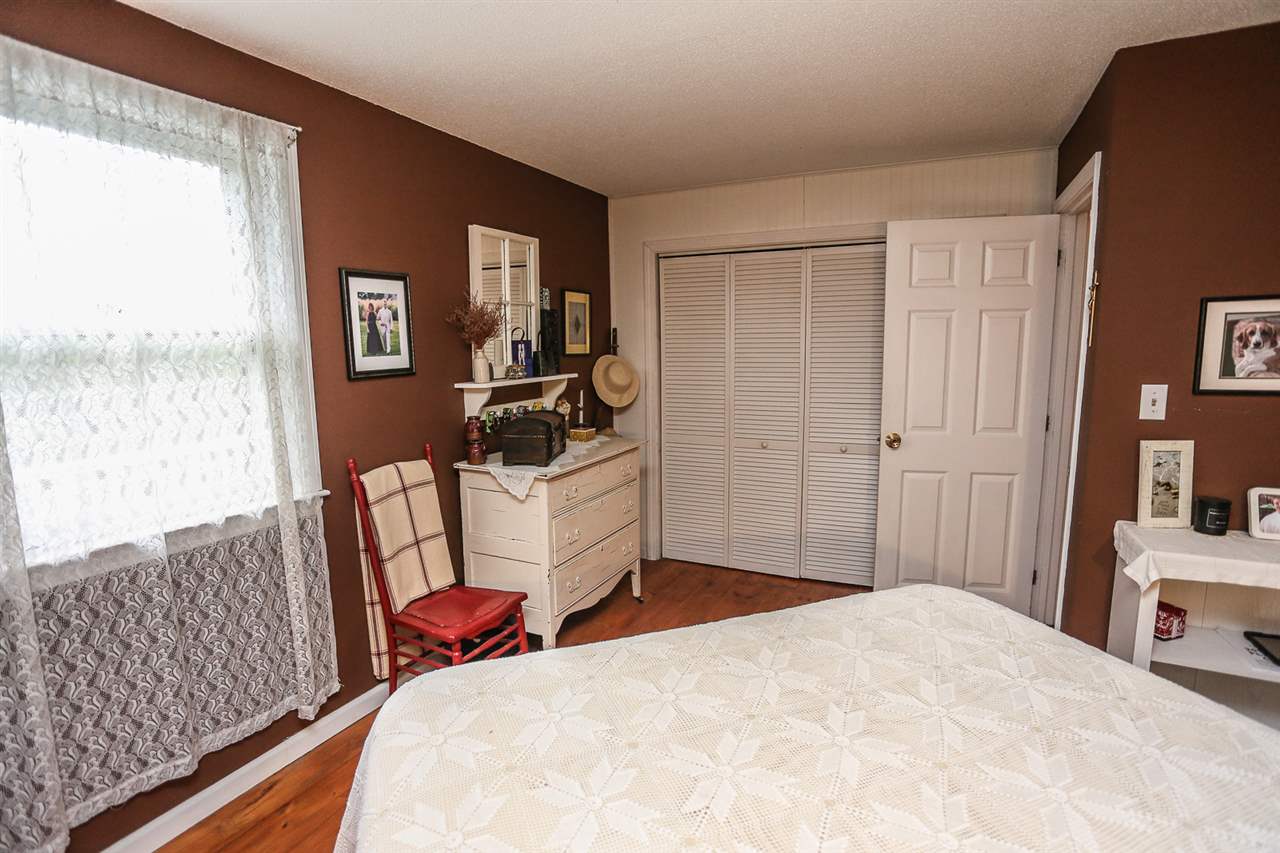 16 Pierce Road Raymond, NH 03077 - Photo 22 of 32