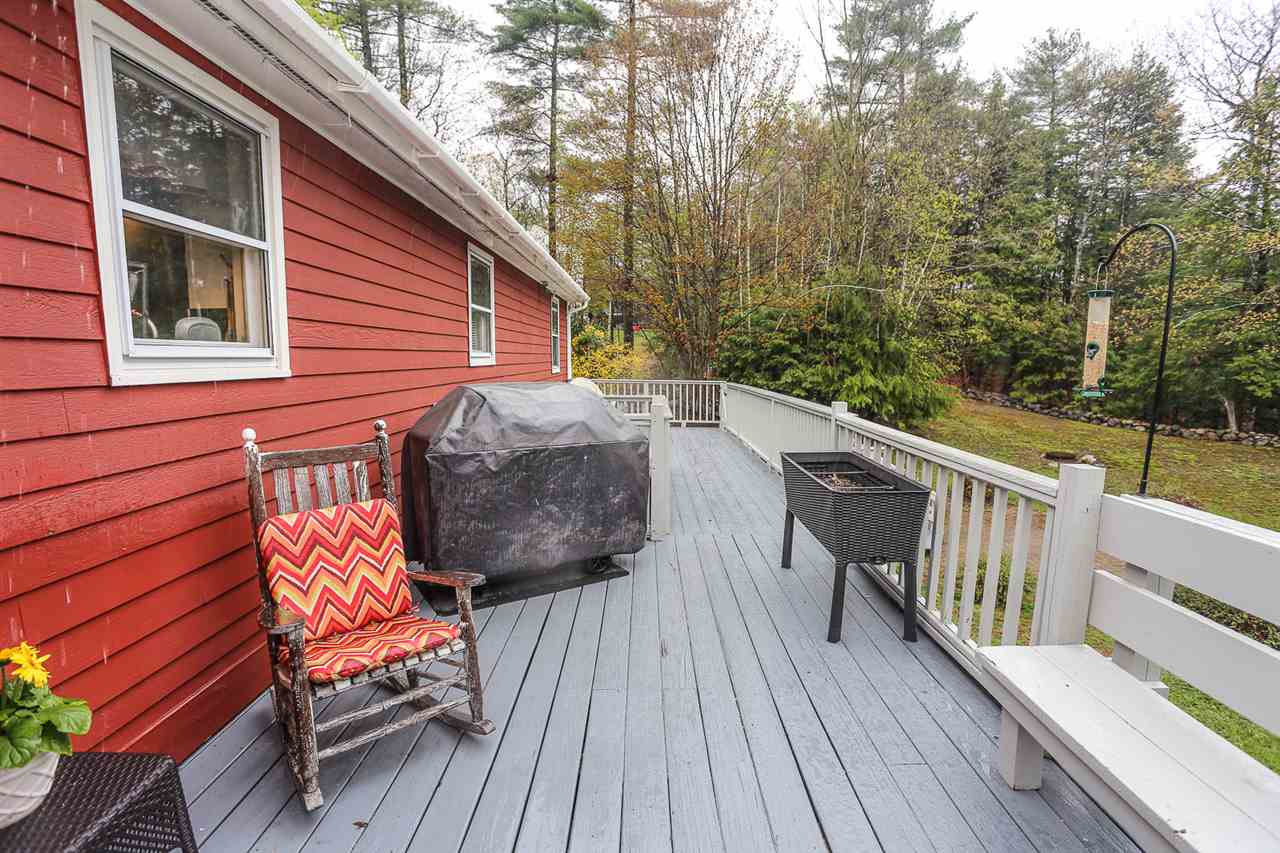 16 Pierce Road Raymond, NH 03077 - Photo 6 of 32