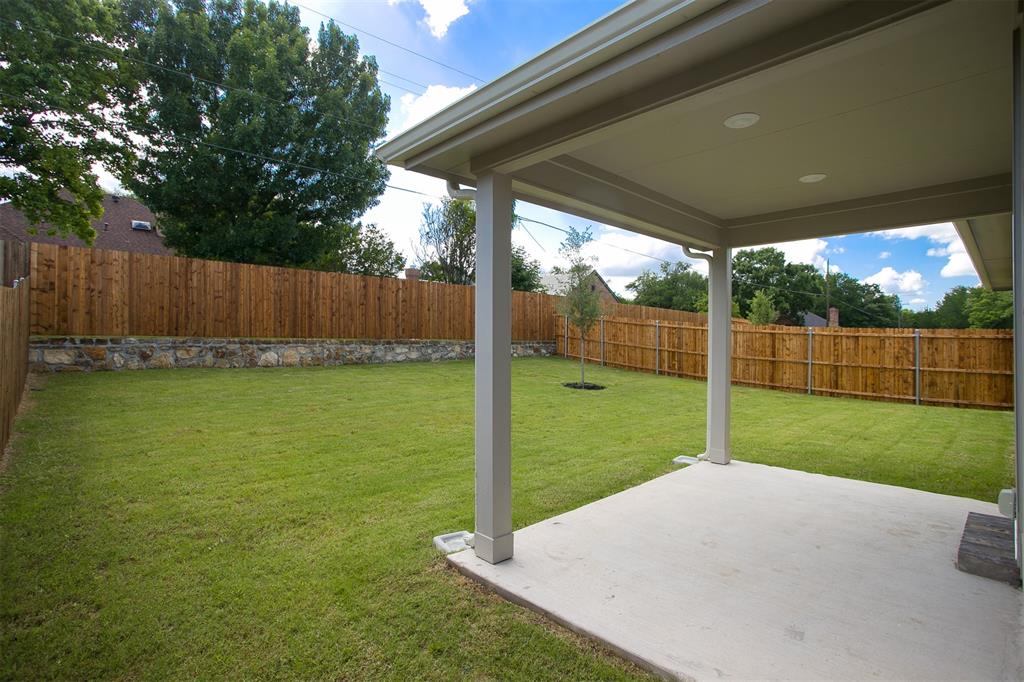 404 Castle Road Sherman, TX 75092 - Photo 23 of 25 a view of outdoor space and yard