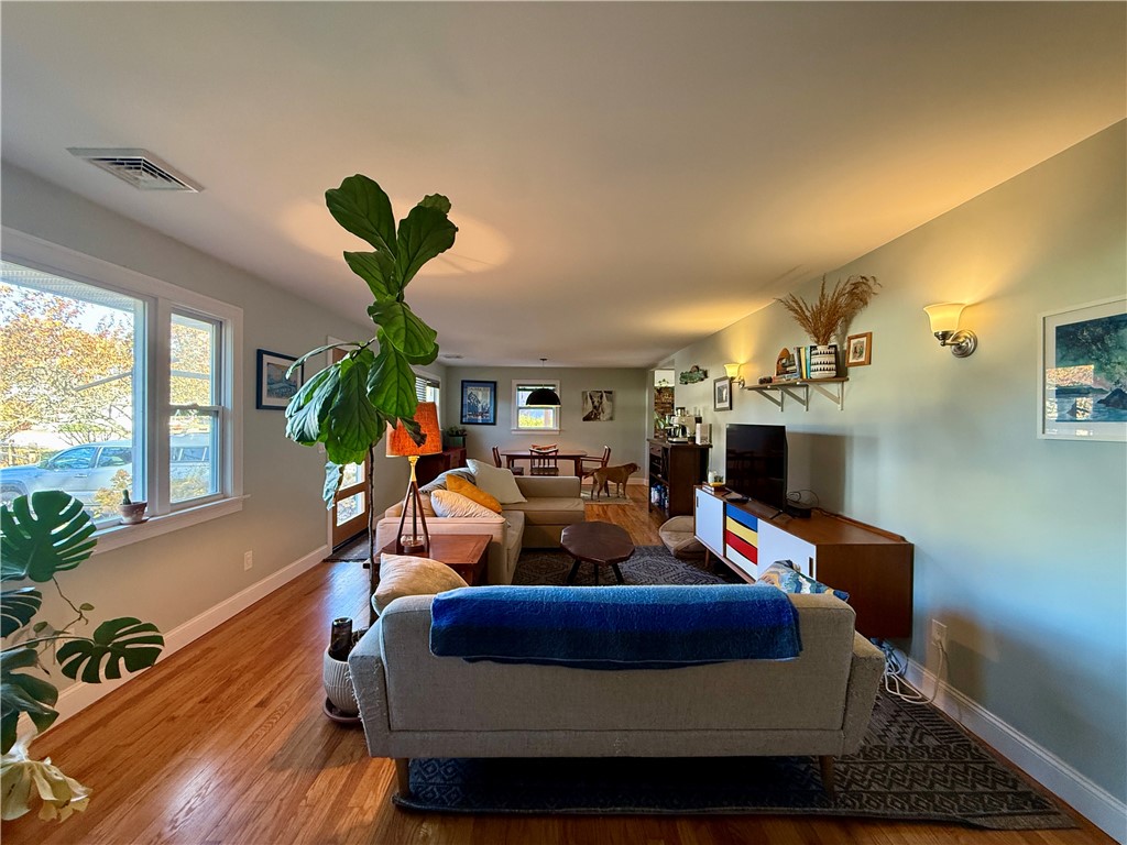 11 Holmes Street Westerly, RI 02891 - Photo 10 of 18