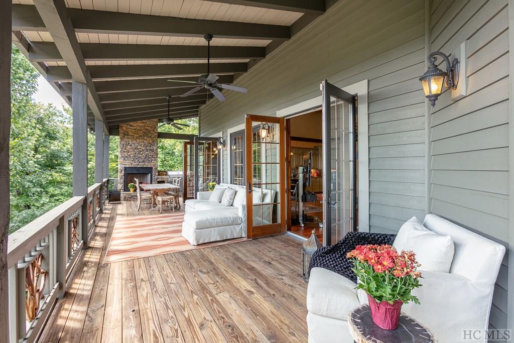 90 Smt Fls Road Sapphire, NC 28774 - Photo 10 of 50 Gallery Image 10