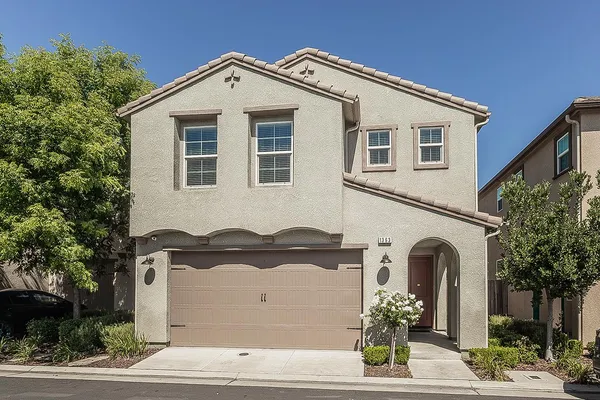 $425,000 | 1363 Joy Drive, Clovis, CA 93619