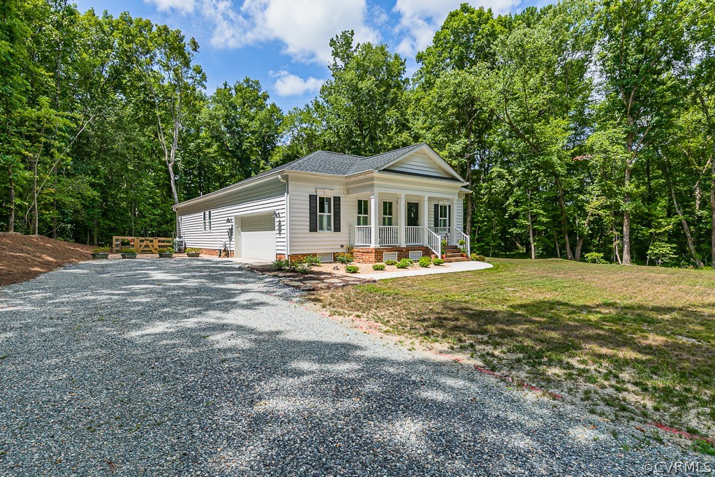 9035 Stumpy Road Ashland, VA 23005 - Photo 3 of 49 Gallery Image 3
