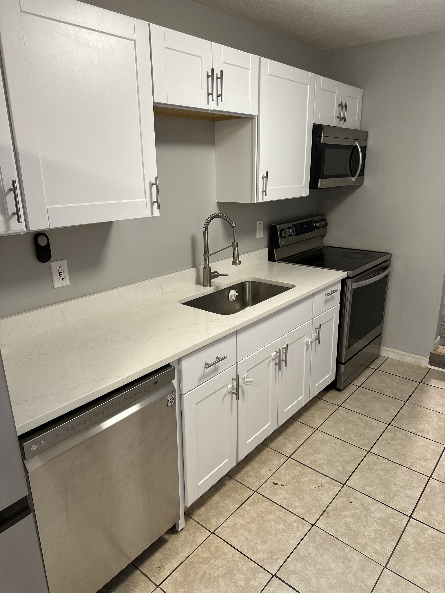 1720 Knowles Street, Unit B Nashville, TN 37208 - Photo 6 of 11