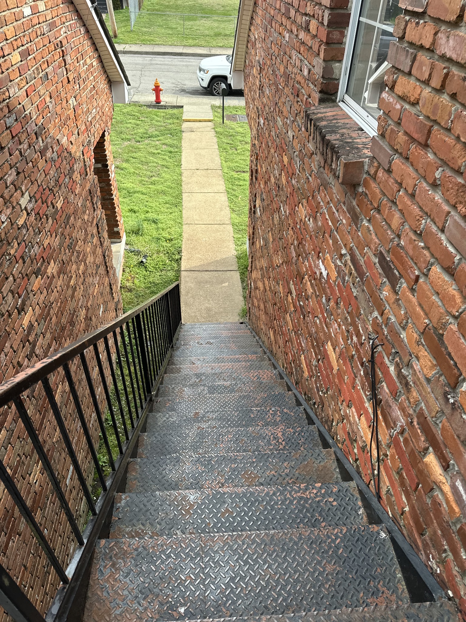 1720 Knowles Street, Unit B Nashville, TN 37208 - Photo 9 of 11
