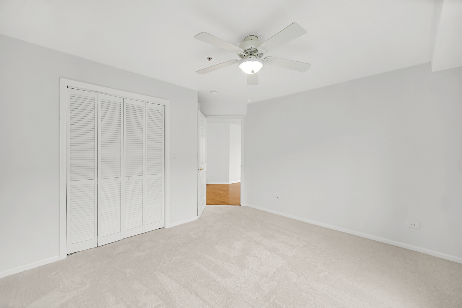 8000 Kilpatrick Avenue, Unit 3F Skokie, IL 60076 - Photo 11 of 21