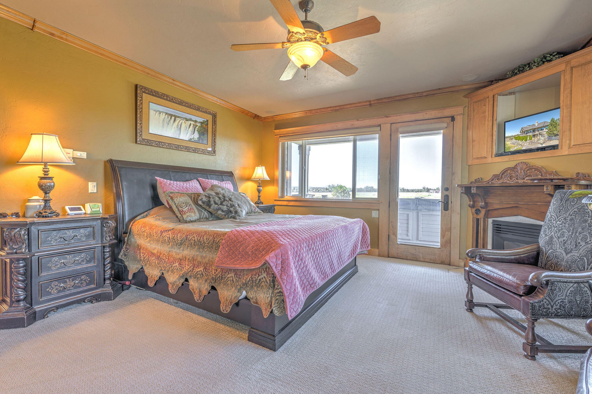 23770 Dodds Road Bend, OR 97701 - Photo 18 of 90 master bedroom