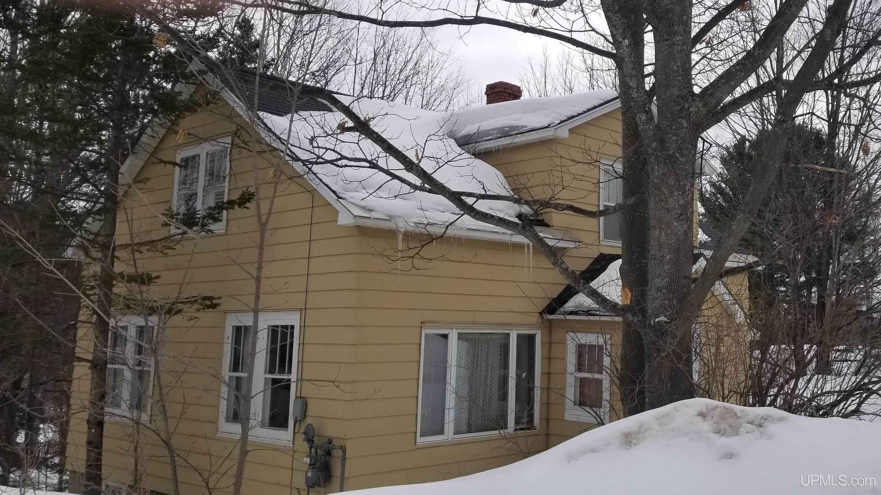 300 Rd PI Ishpeming, MI 49849 - Photo 4 of 29 Gallery Image 4