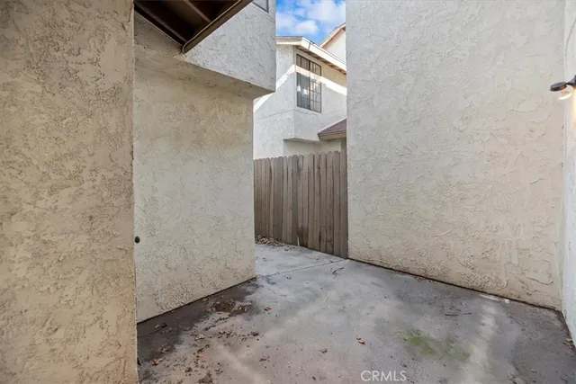 $341,500 | 1974 East Lynwood Drive, Unit 8B, San Bernardino, CA 92404