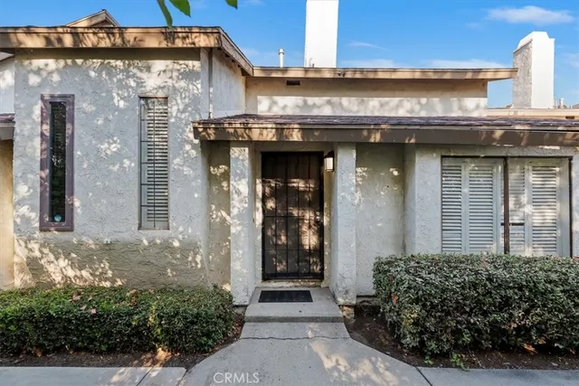 $341,500 | 1974 East Lynwood Drive, Unit 8B, San Bernardino, CA 92404