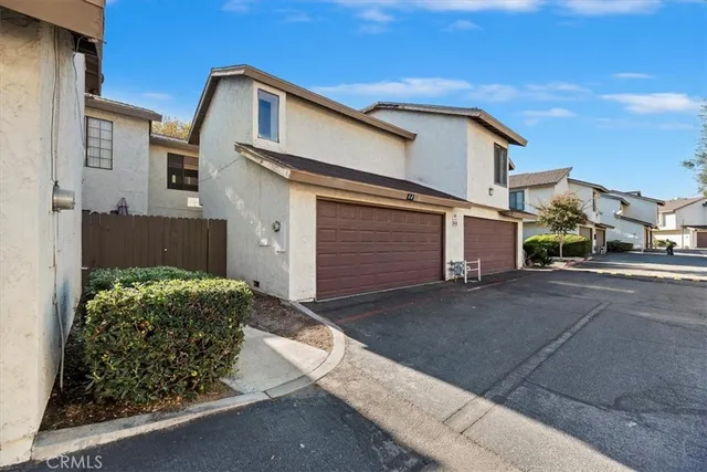 $341,500 | 1974 East Lynwood Drive, Unit 8B, San Bernardino, CA 92404