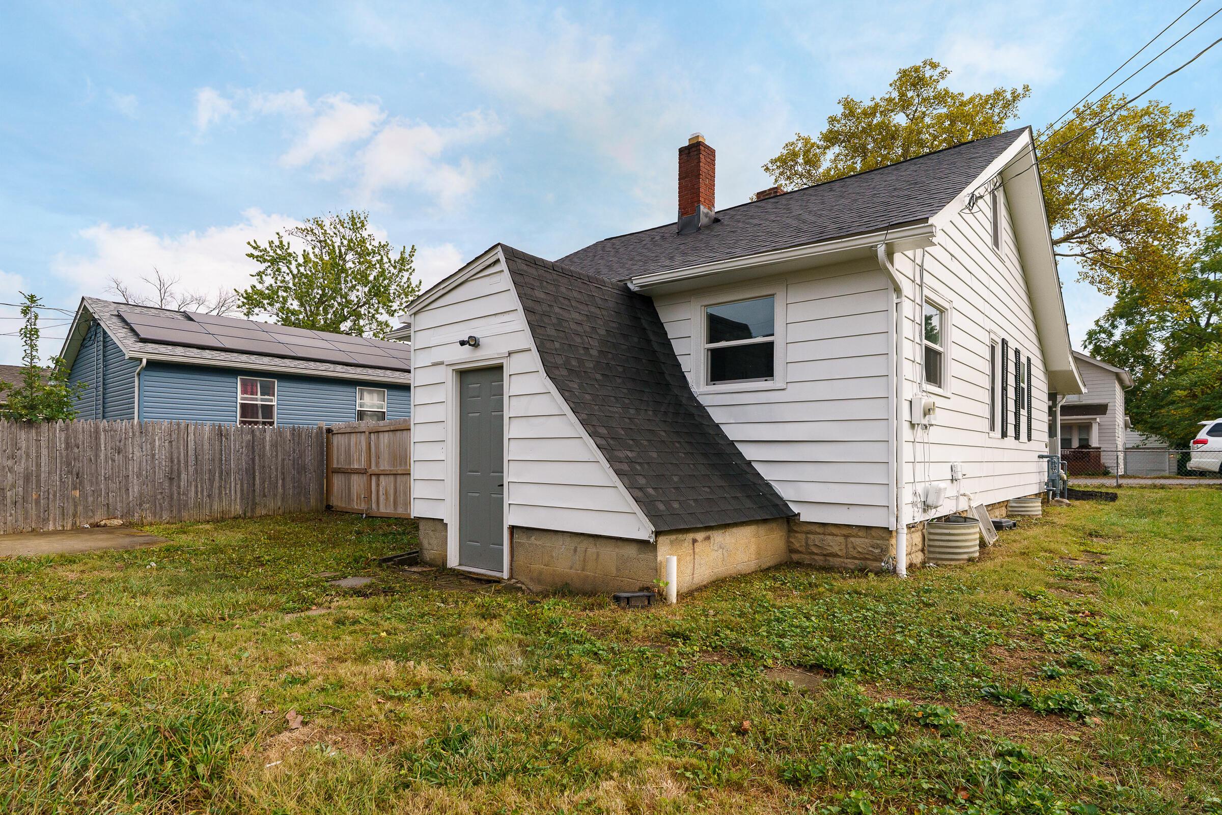 2220 Sale Road Columbus, OH 43224 - Photo 14 of 41 2220 Sale Rd-12