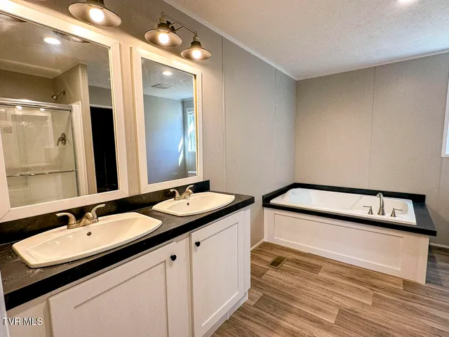 $322,900 | 350 Bungalow Drive, Dandridge, TN 37725