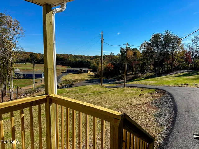 $322,900 | 350 Bungalow Drive, Dandridge, TN 37725