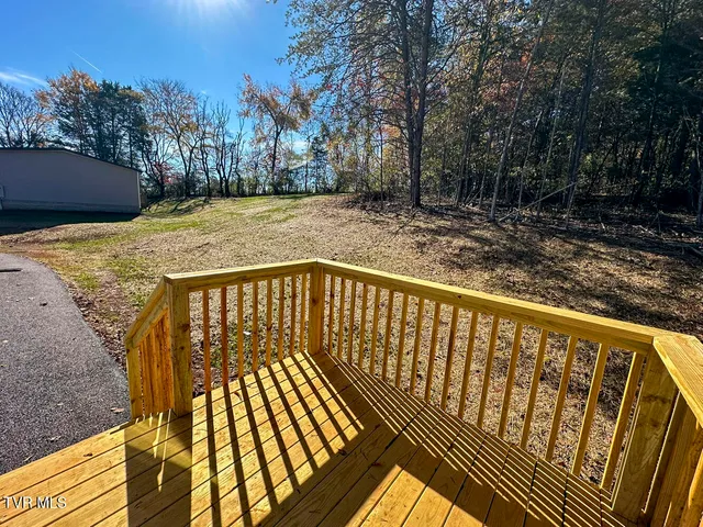 $322,900 | 350 Bungalow Drive, Dandridge, TN 37725