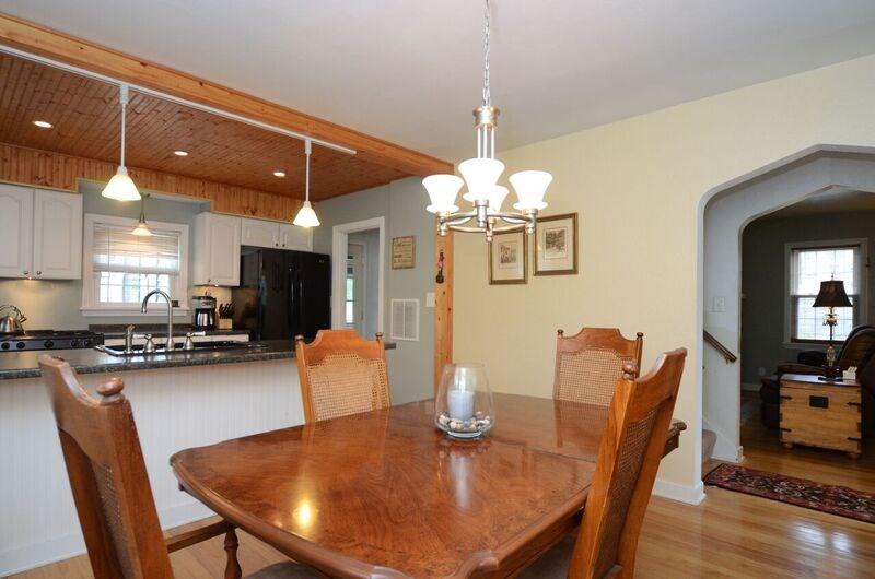 302 Lindsay Road Carnegie, PA 15106 - Photo 10 of 21 Gallery Image 10