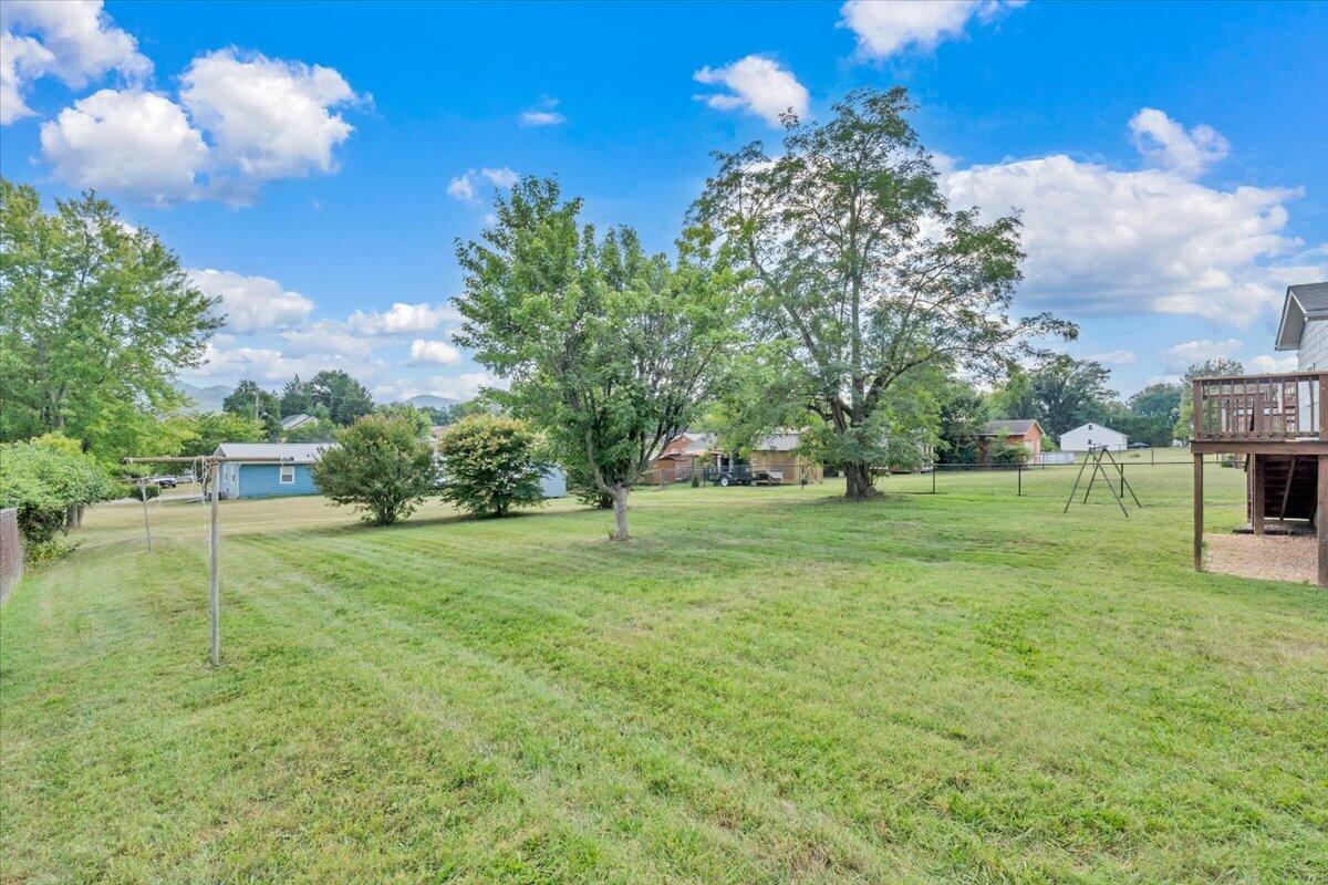 1913 Kiska Road Salem, VA 24153 - Photo 39 of 44 42-MIB02053