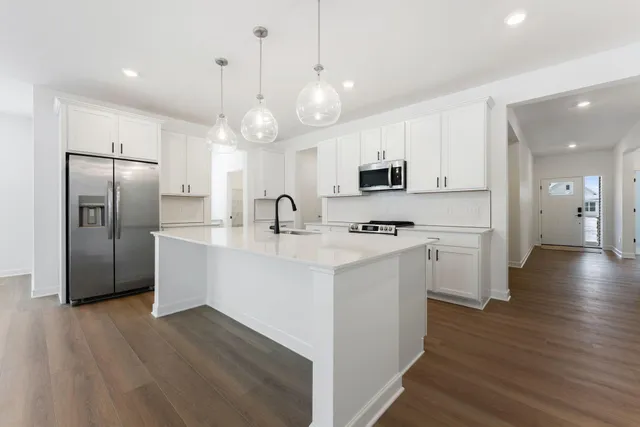 $558,290 | 7590 Swan Street, Lino Lakes, MN 55038