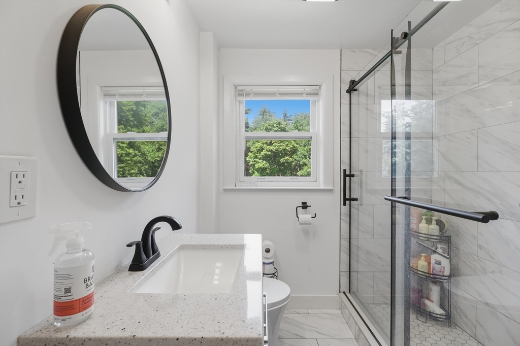 229 Whalom Road Lunenburg, MA 01462 - Photo 24 of 39 Gallery Image 24