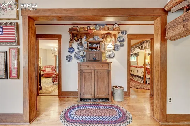 a view of livingroom with furniture and wooden floor