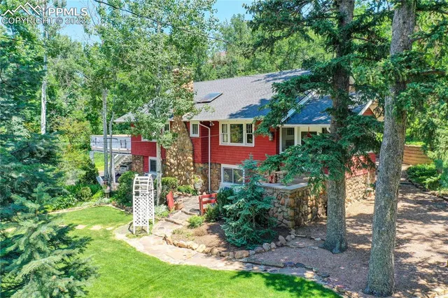 $850,000 | 1 Winfield Avenue, Colorado Springs, CO 80906