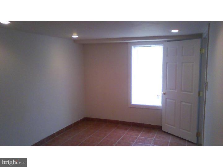 9019 Eastview Road Philadelphia, PA 19152 - Photo 17 of 25 Gallery Image 17