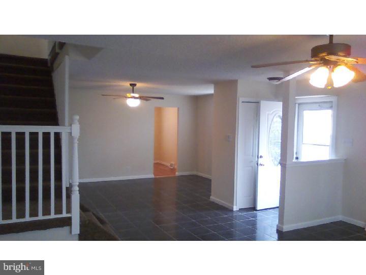 9019 Eastview Road Philadelphia, PA 19152 - Photo 5 of 25 Gallery Image 5