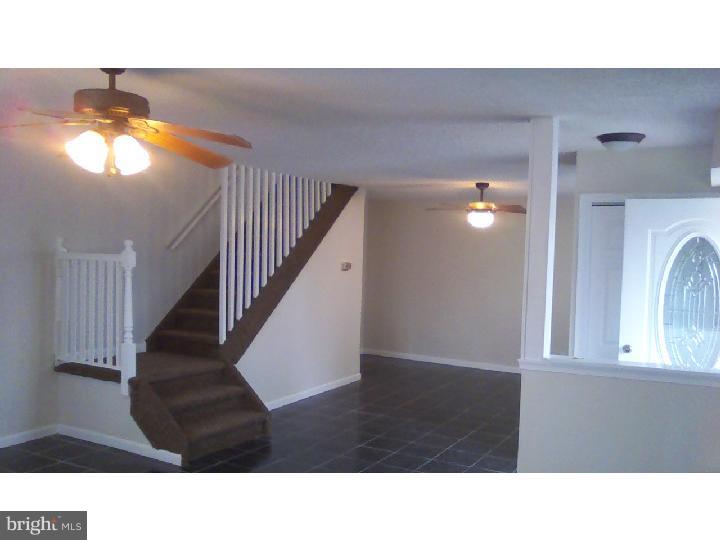 9019 Eastview Road Philadelphia, PA 19152 - Photo 6 of 25 Gallery Image 6