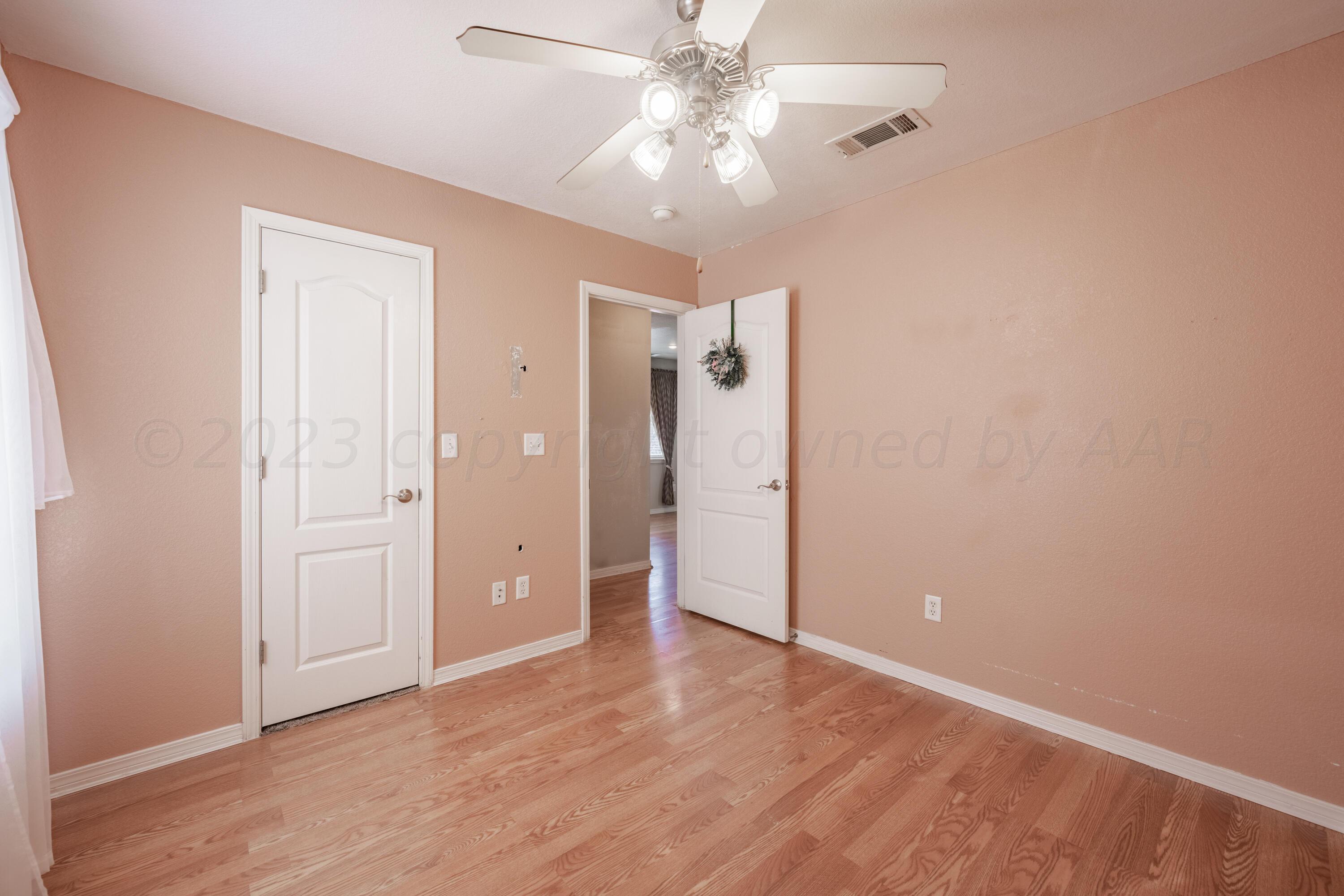 5304 Royce Drive Amarillo, TX 79110 - Photo 19 of 24 upstairs bedroom one 2