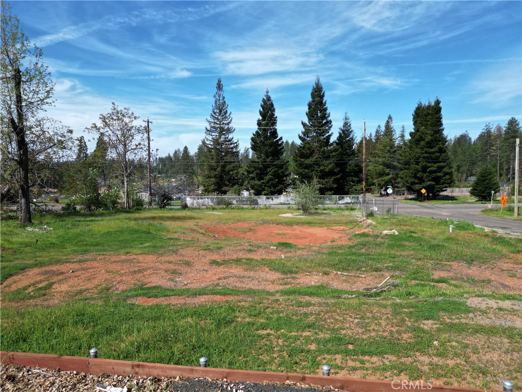 7134 Pentz Road Paradise, CA 95969 - Photo 2 of 14 a view of a park
