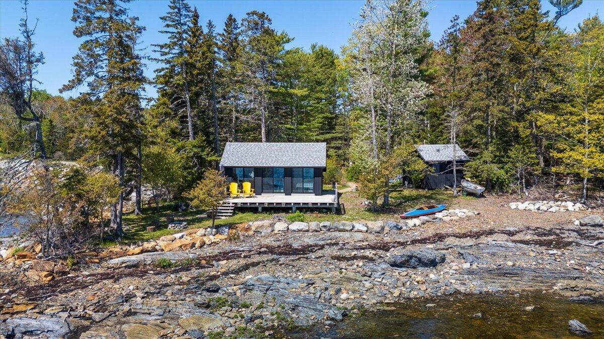459 Main Road Islesboro, ME 04848 - Photo 7 of 38