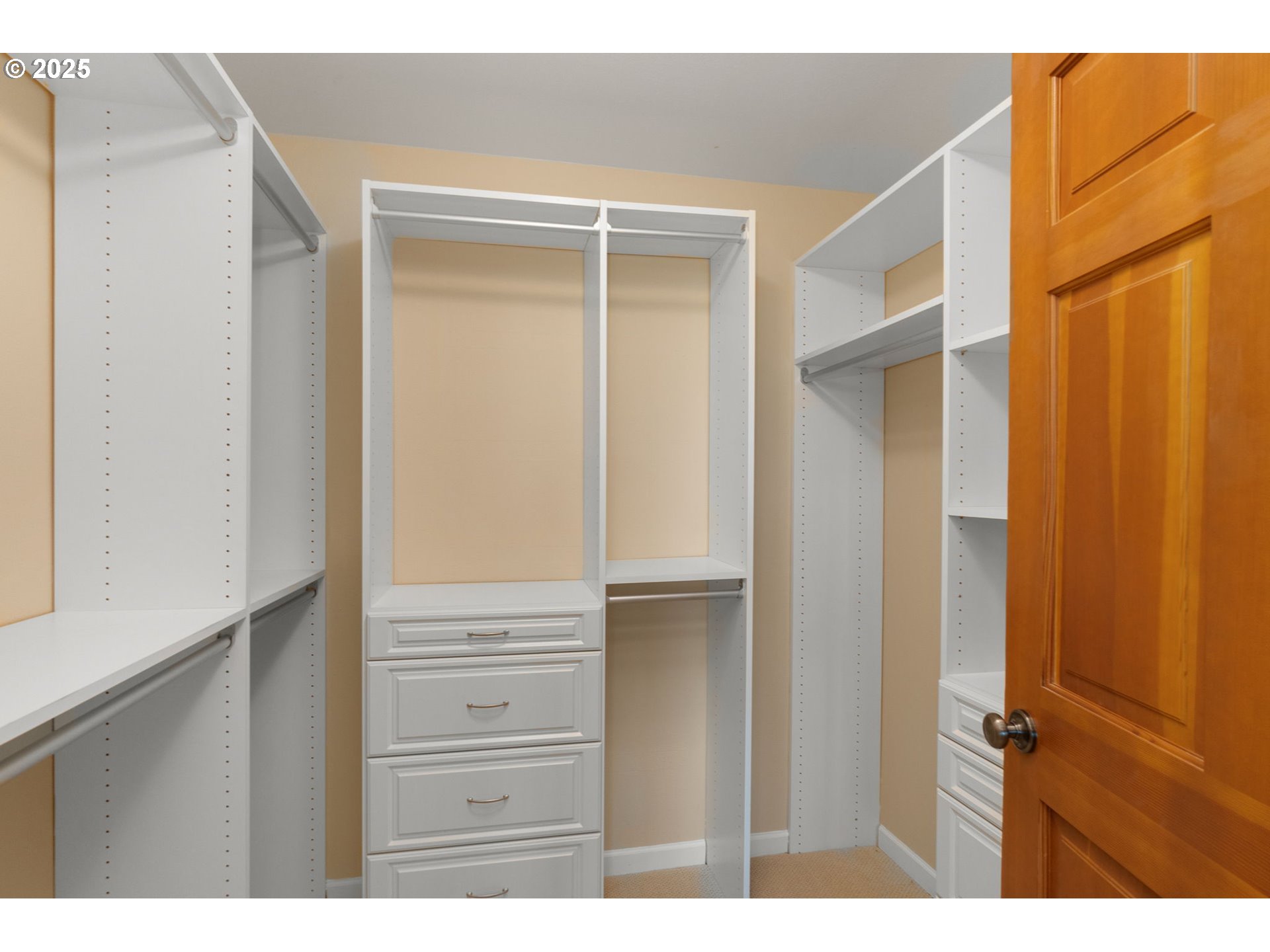 4873 Northwest Promenade Terrace, Unit 122 Portland, OR 97229 - Photo 18 of 38 Primary Bedroom