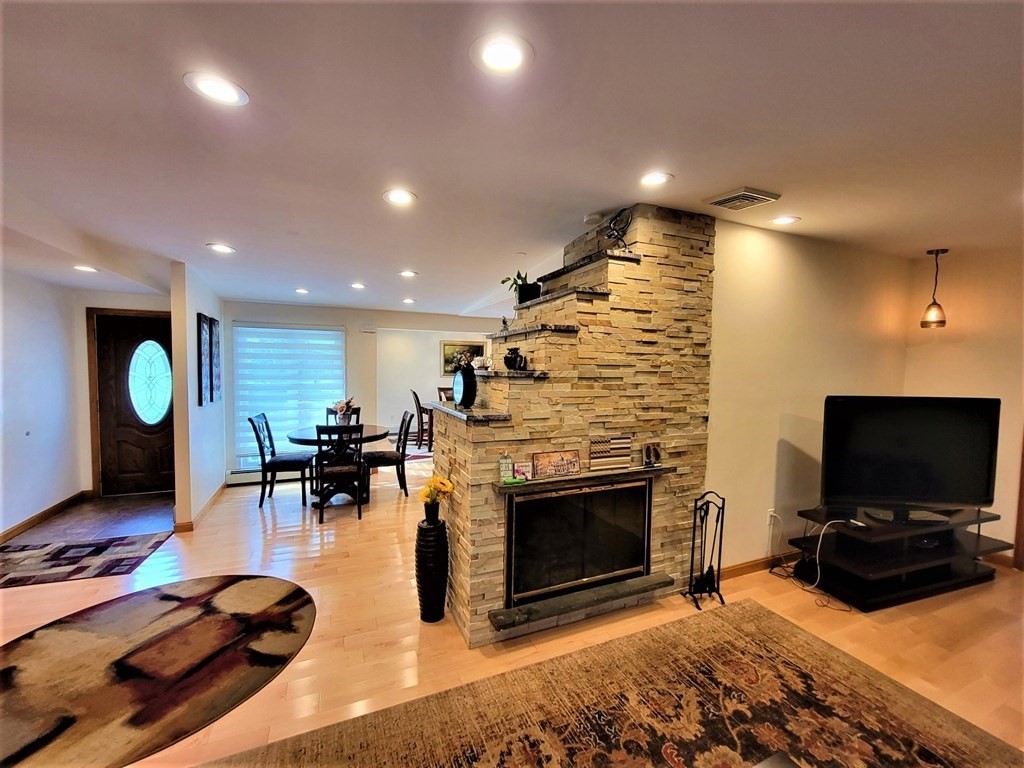 8 Birchwood Road Worcester, MA 01609 - Photo 13 of 24 Gallery Image 13