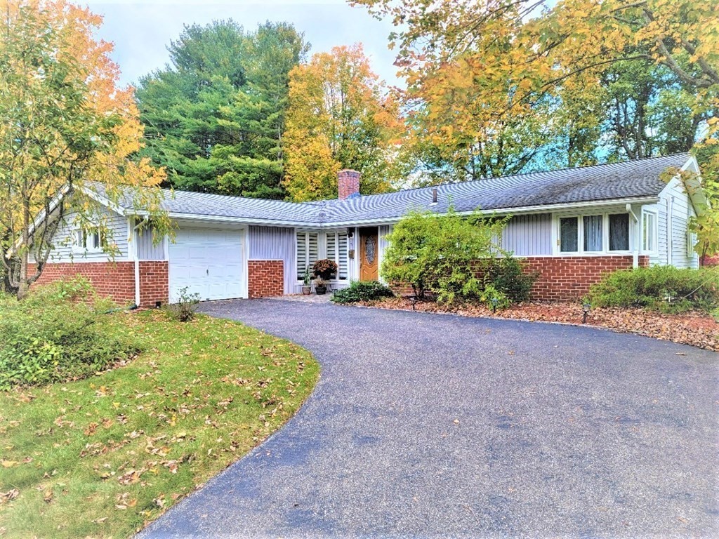 8 Birchwood Road Worcester, MA 01609 - Photo 2 of 24 Gallery Image 2