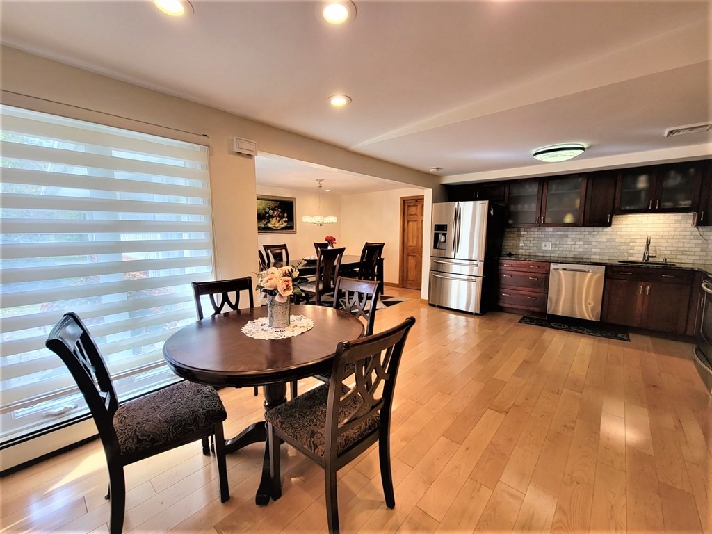 8 Birchwood Road Worcester, MA 01609 - Photo 6 of 24 Gallery Image 6