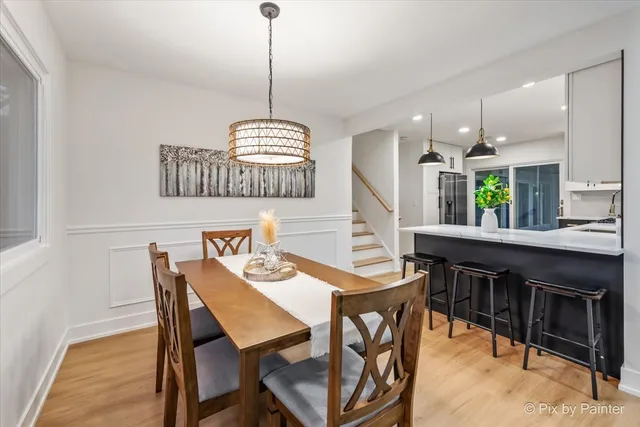 $549,000 | 1942 Trail Ridge Street, Arlington Heights, IL 60004