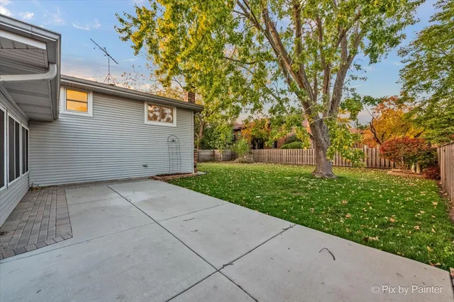 $549,000 | 1942 Trail Ridge Street, Arlington Heights, IL 60004