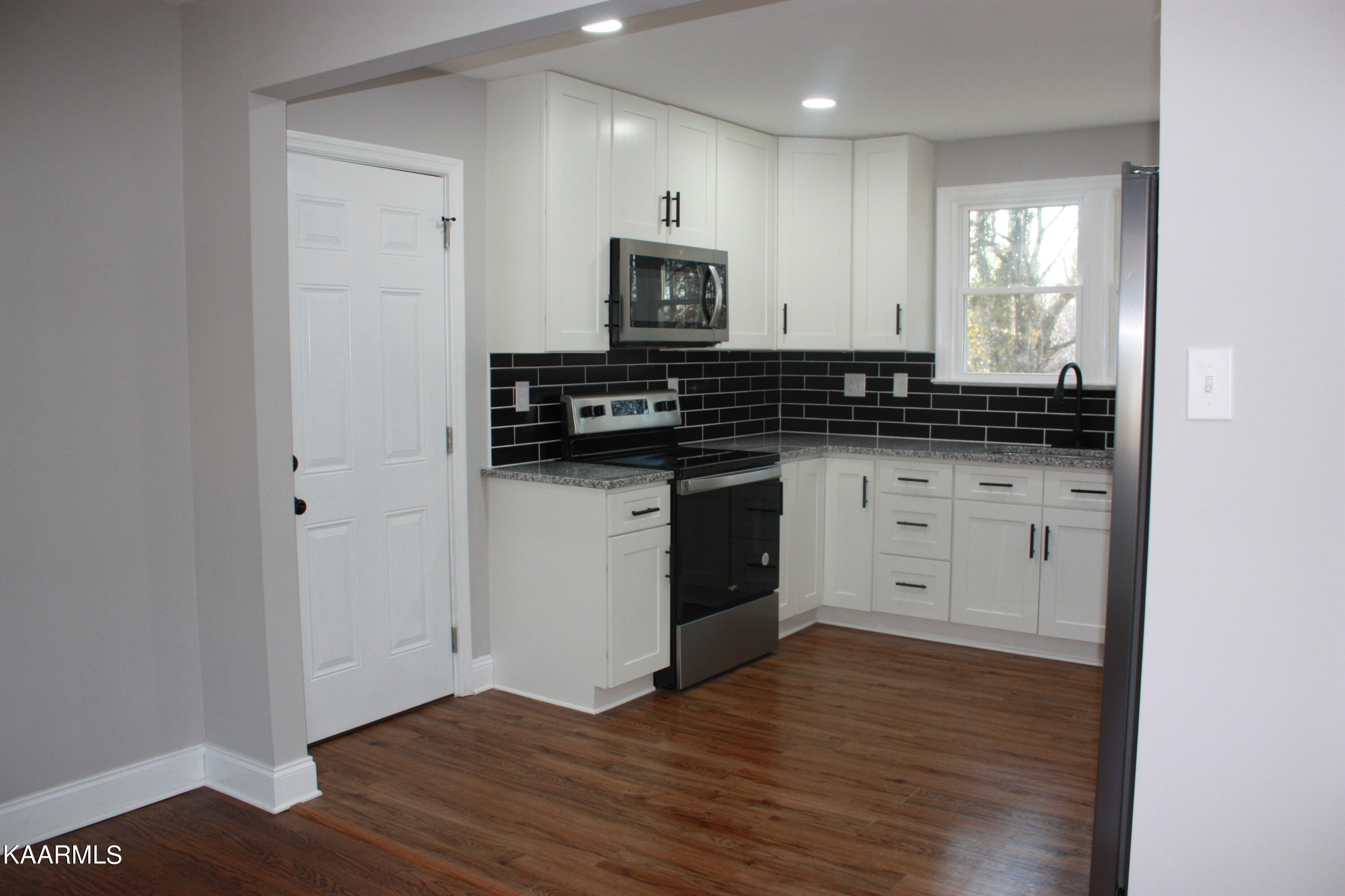 5717 Cilla Road Knoxville, TN 37920 - Photo 14 of 32 IMG_2449