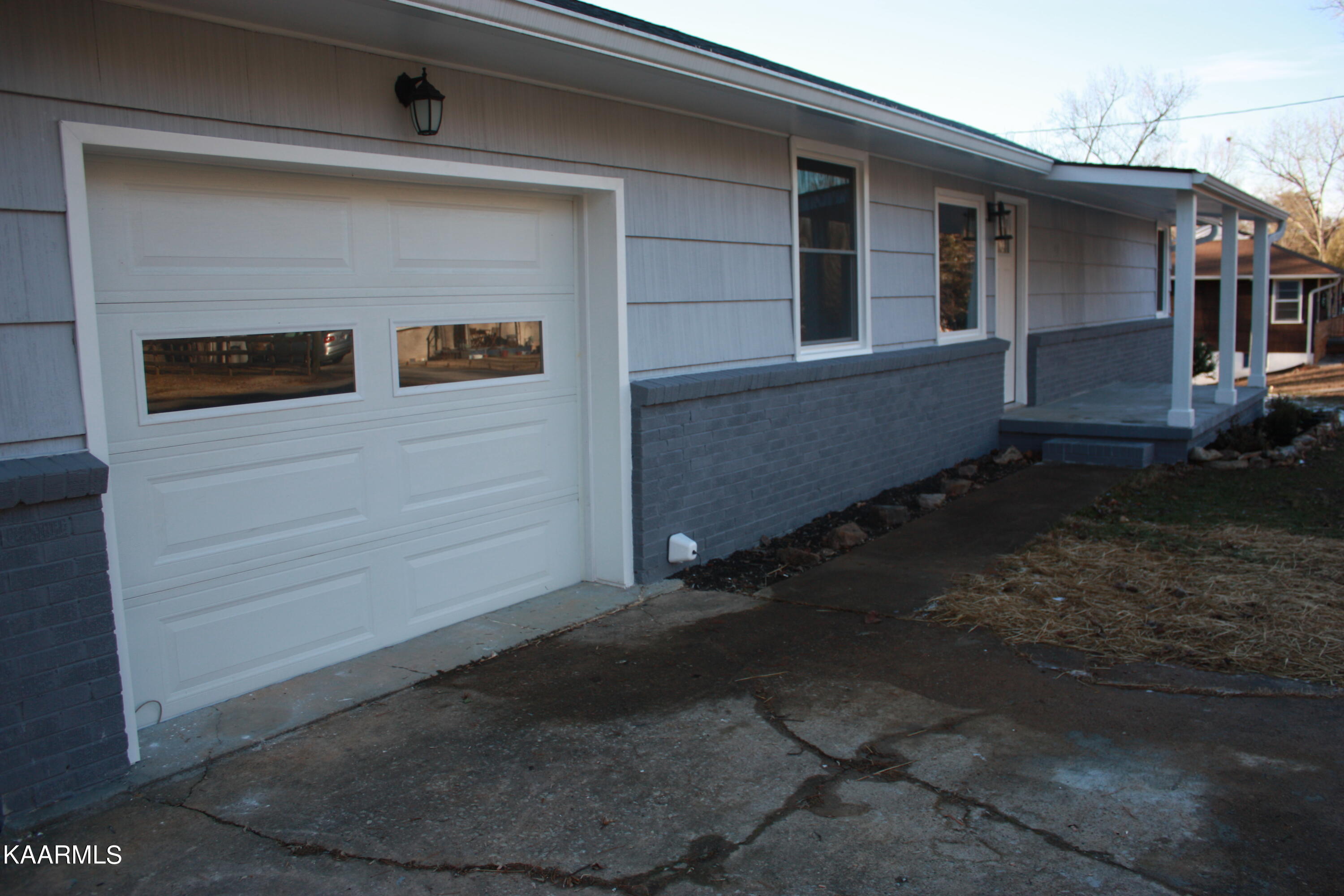 5717 Cilla Road Knoxville, TN 37920 - Photo 5 of 32 IMG_2470