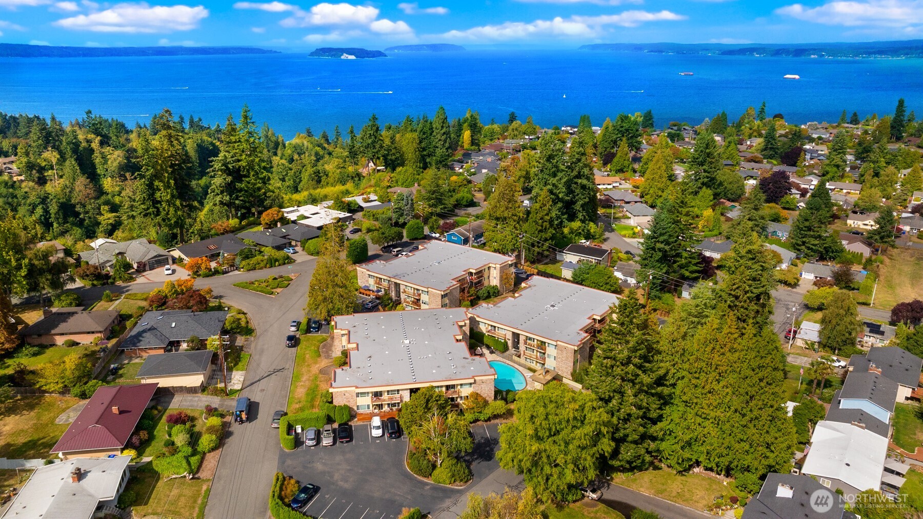 330 Elm Street, Unit 305 Everett, WA 98203 - Photo 22 of 25 aerial view of a city