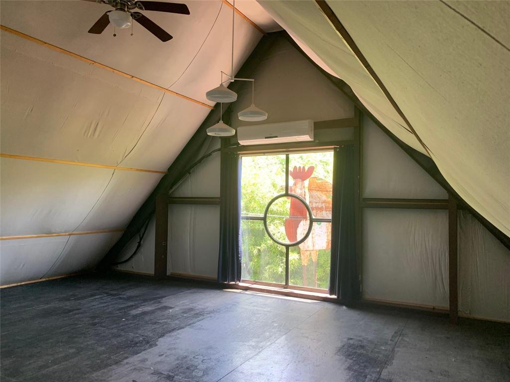 640 Tillery Street Austin, TX 78702 - Photo 9 of 22 a view of an entryway with a window